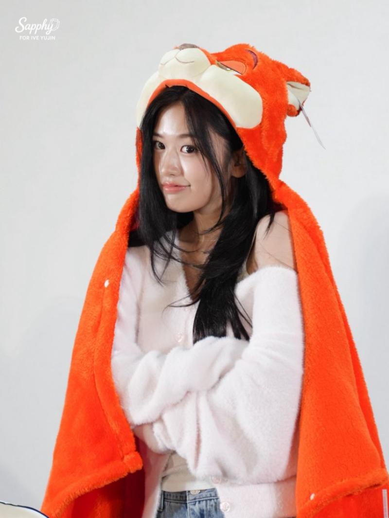 아이브 안유진