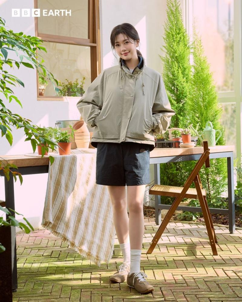 정소민 BBC Earth Apparel