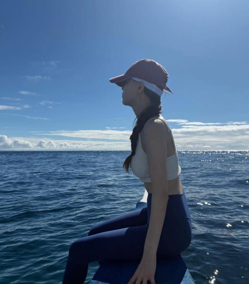 김지은