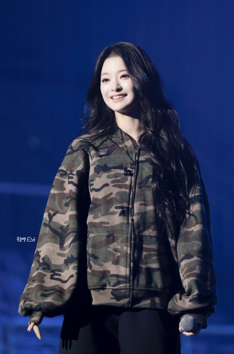 프로미스나인 이나경