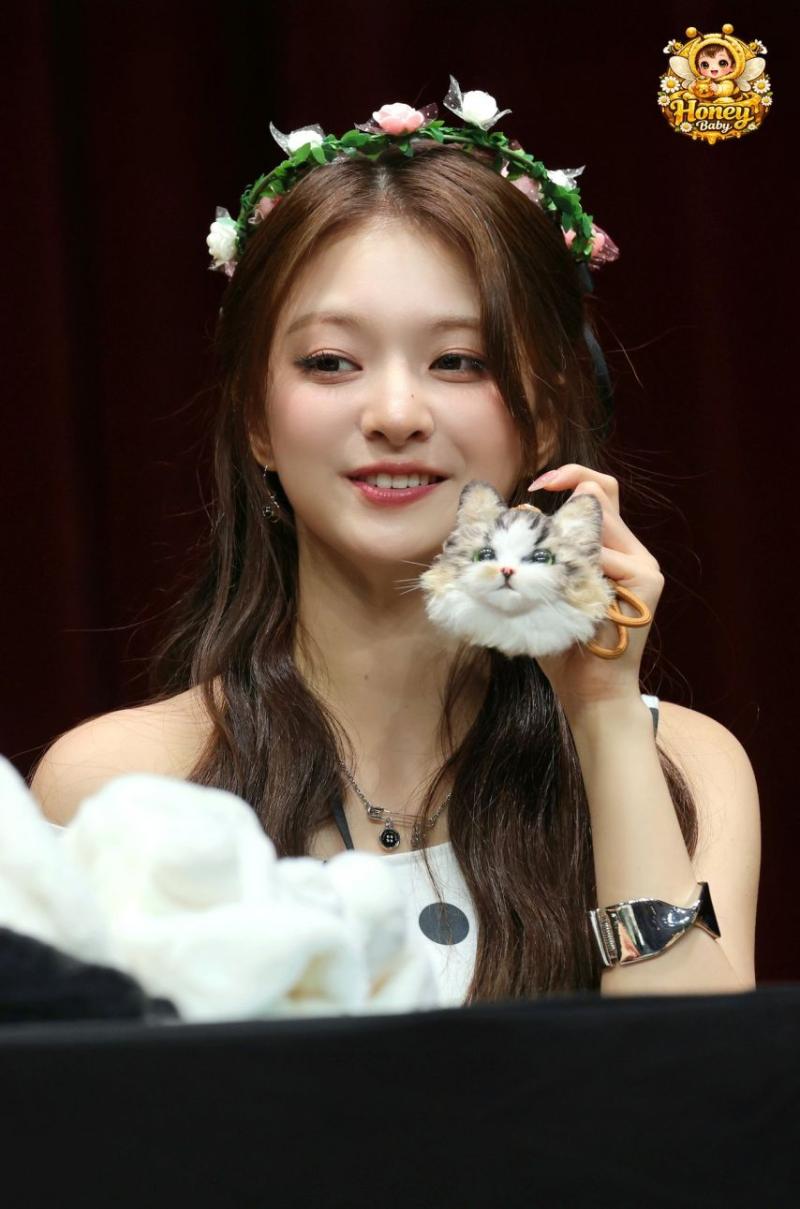 프로미스나인 이나경