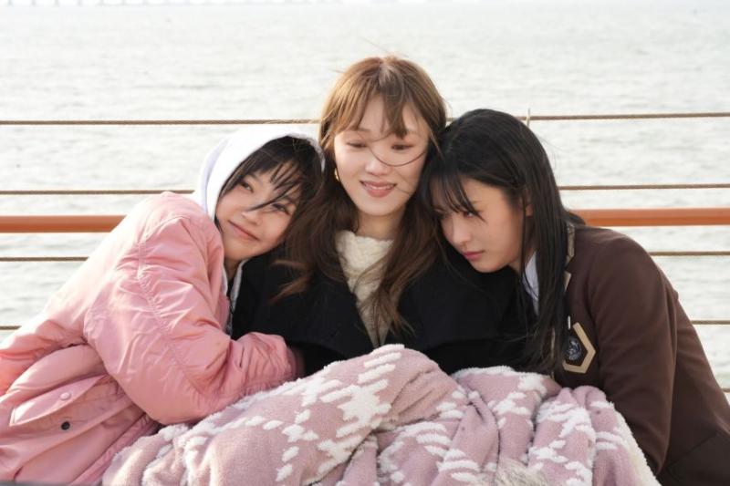 한지현