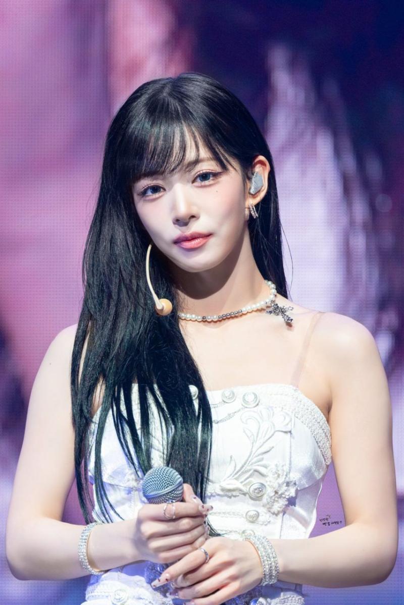 프로미스나인 이채영