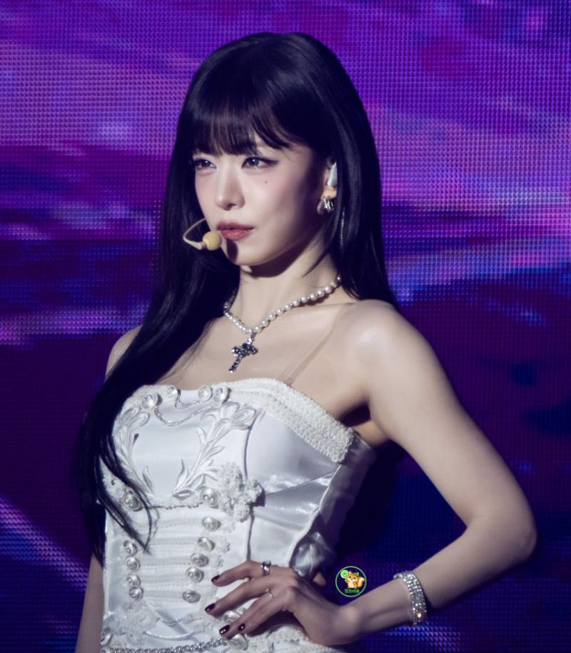 프로미스나인 이채영