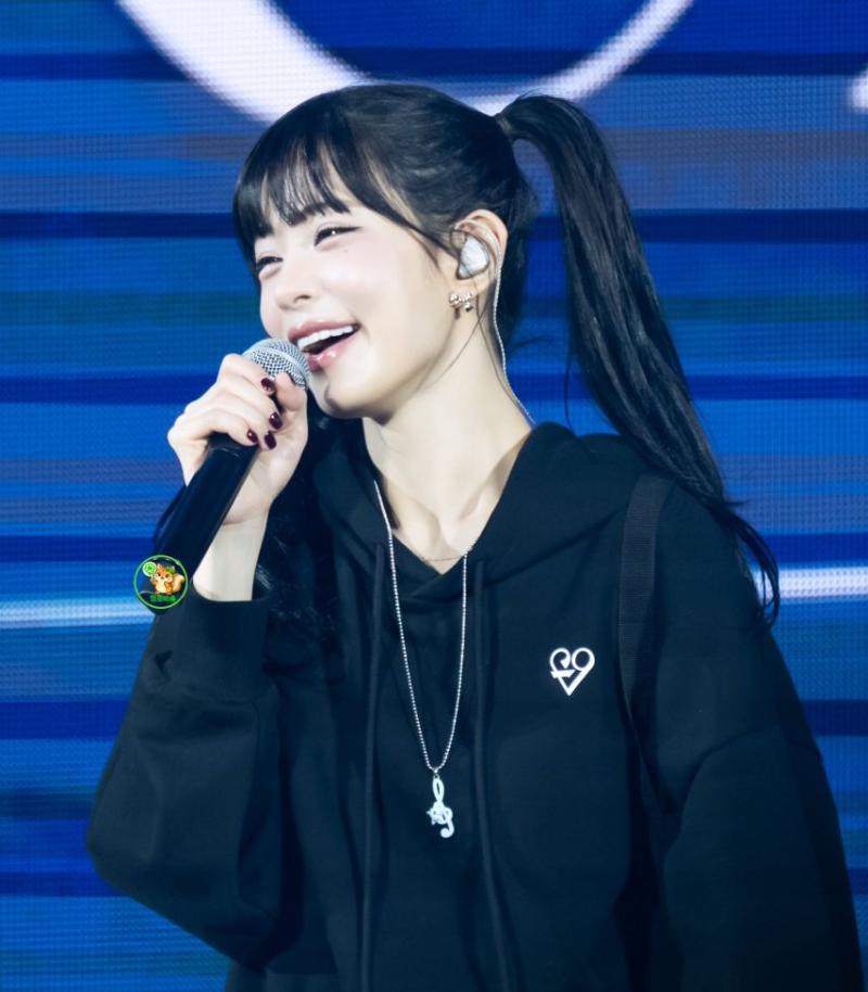 프로미스나인 이채영