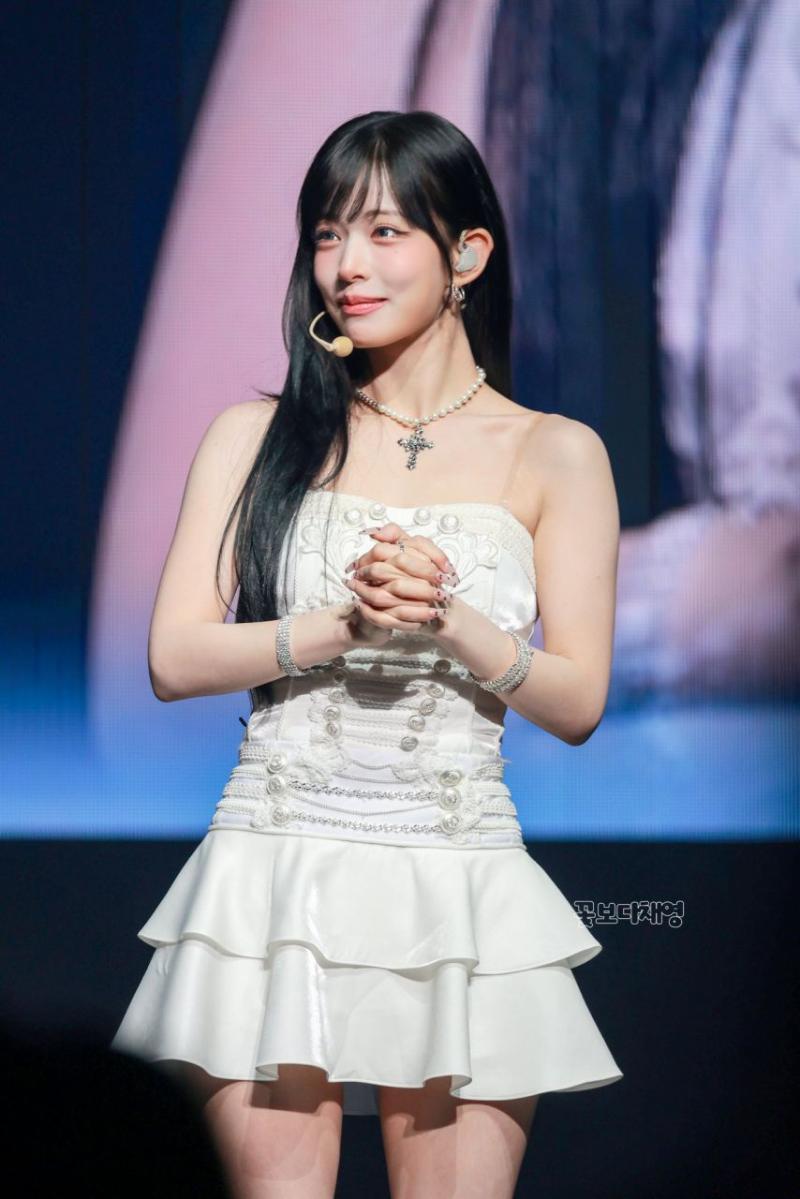 프로미스나인 이채영