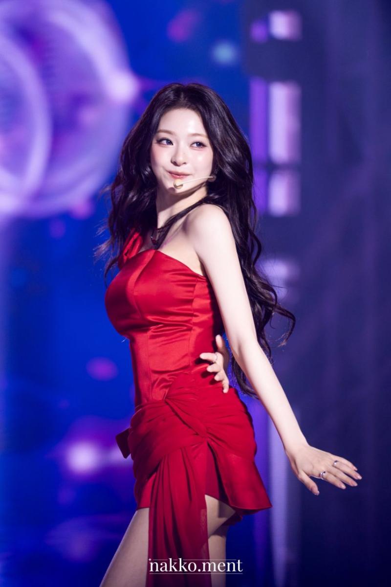 프로미스나인 이나경