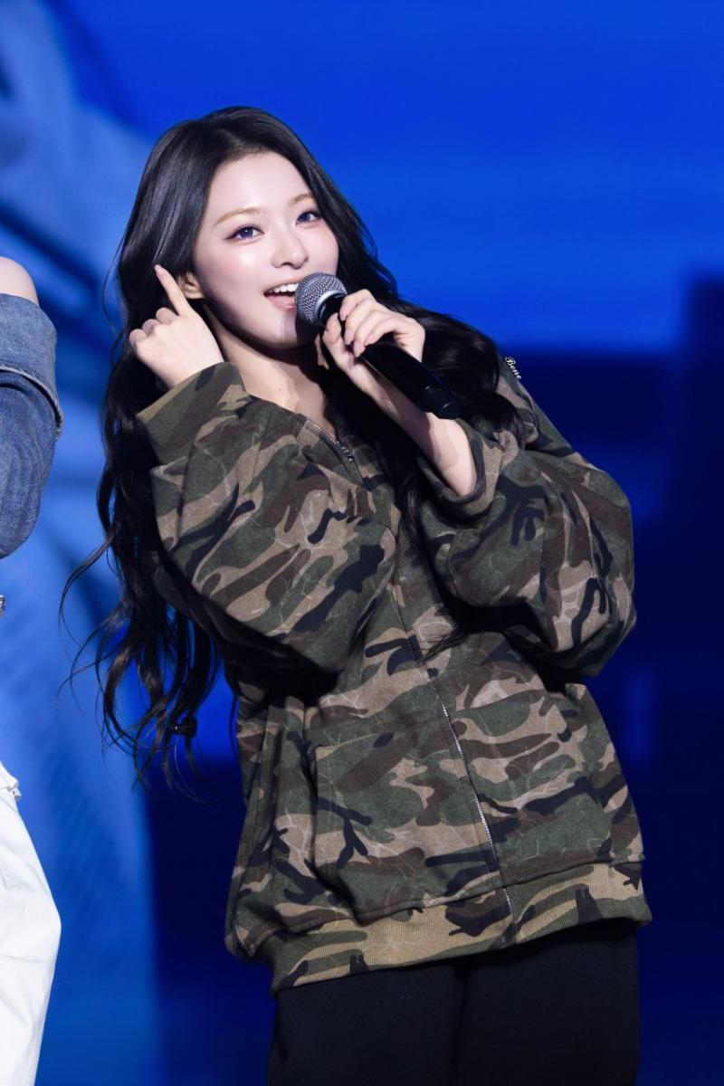 프로미스나인 이나경