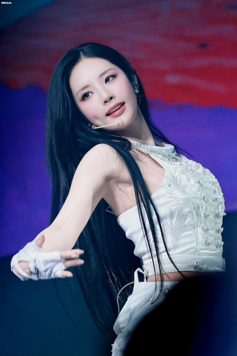 프로미스나인 박지원
