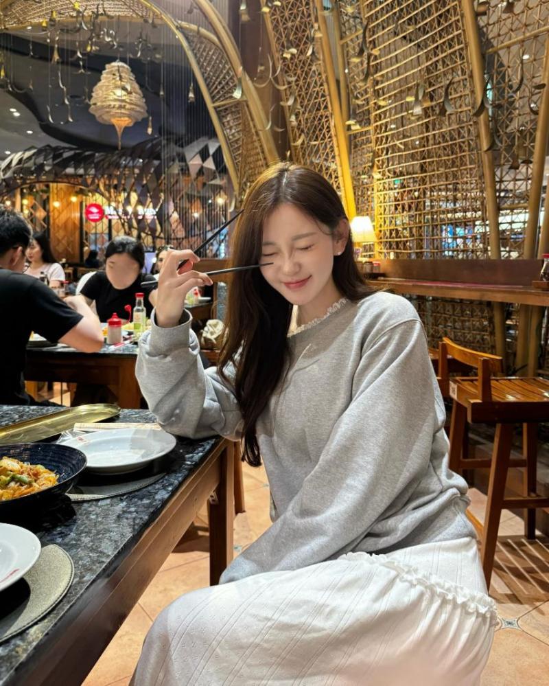 김윤희 아나운서