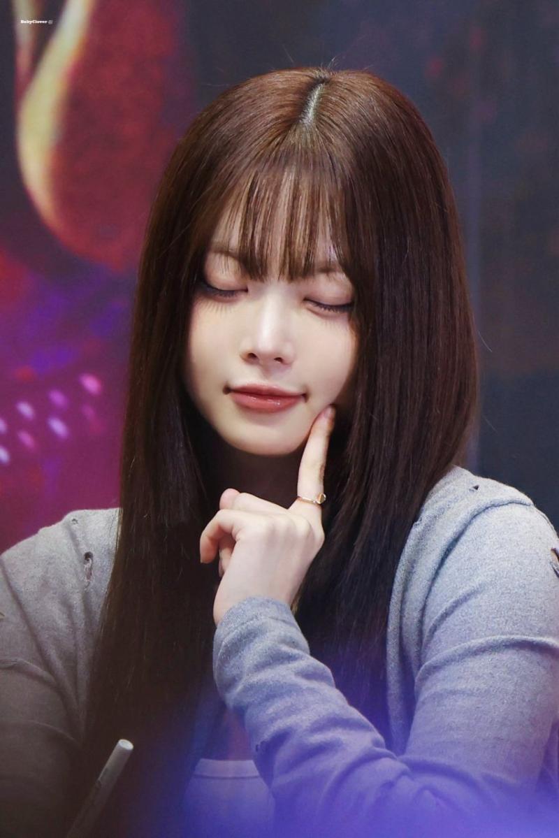 르세라핌 홍은채