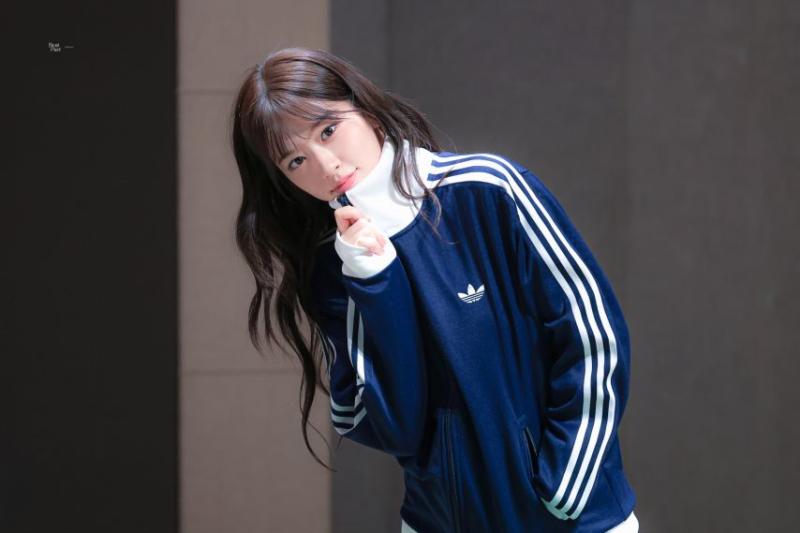 아이브 안유진 (6pics 추가)