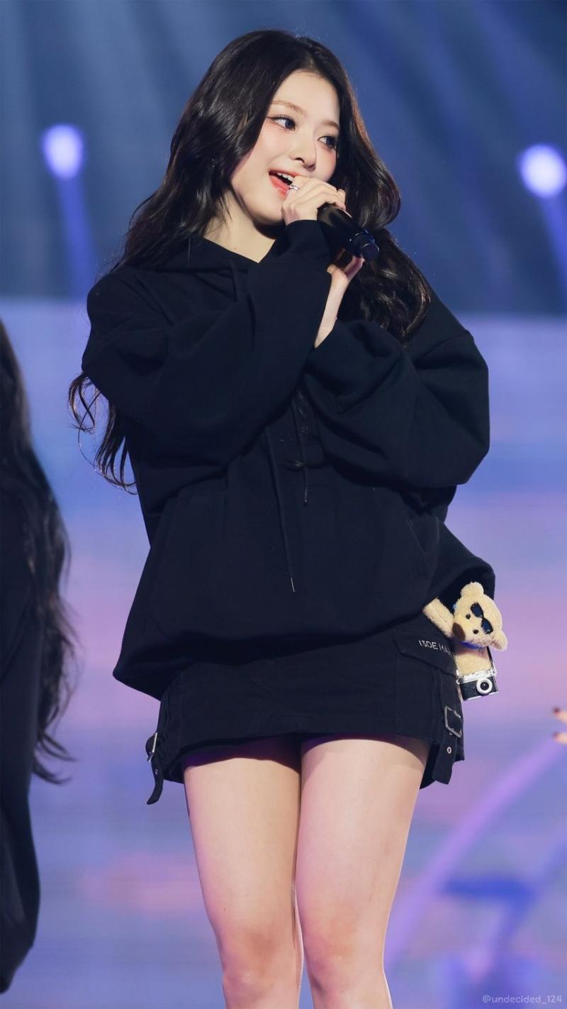 프로미스나인 이나경