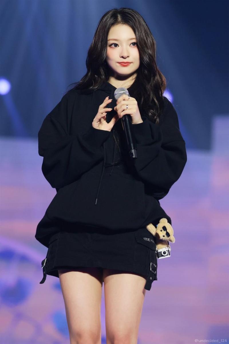 프로미스나인 이나경