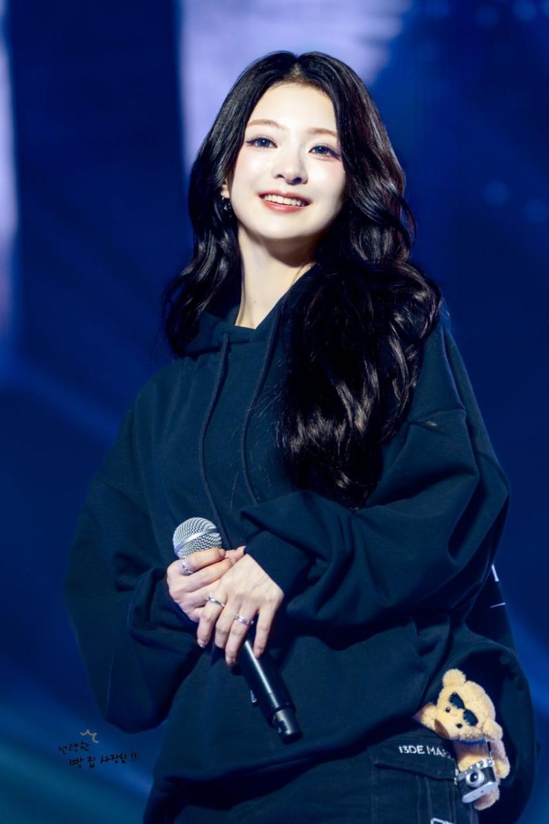 프로미스나인 이나경