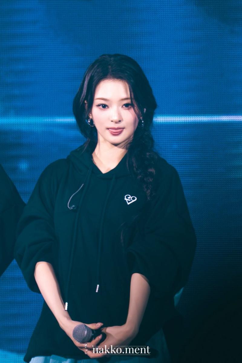 프로미스나인 이나경