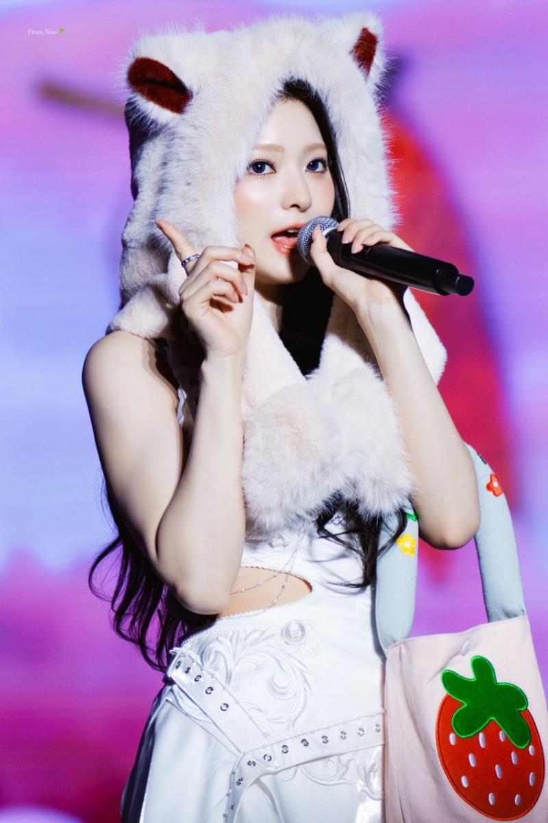 프로미스나인 이나경