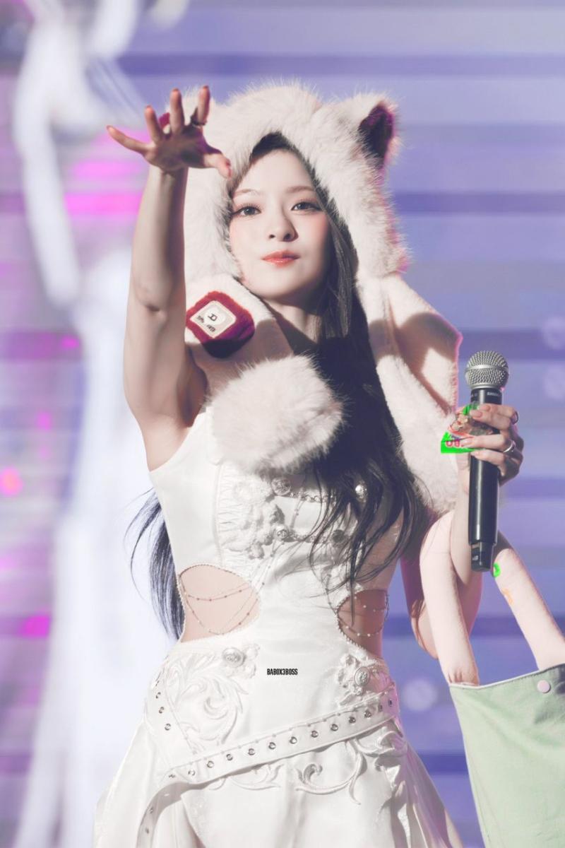 프로미스나인 이나경