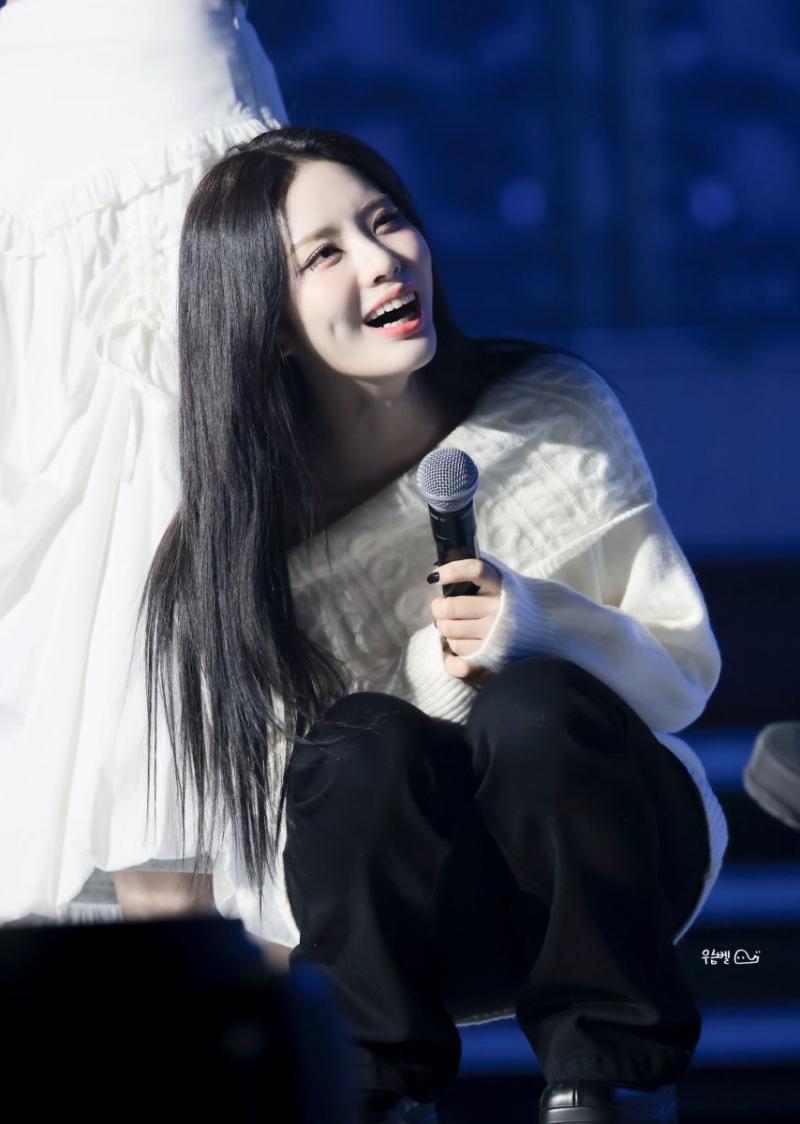 프로미스나인 박지원