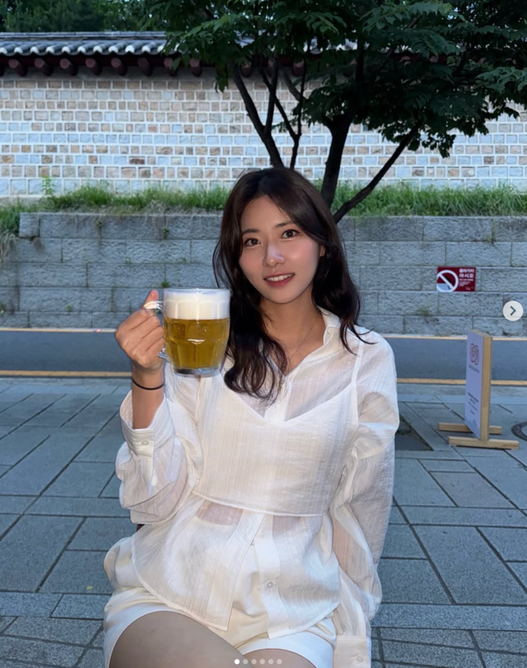 김규리 기상캐스터 아름다운 각선미 몸매