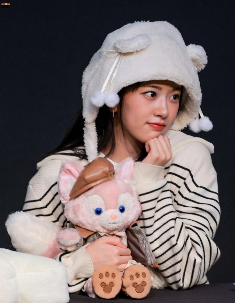 아이브 안유진