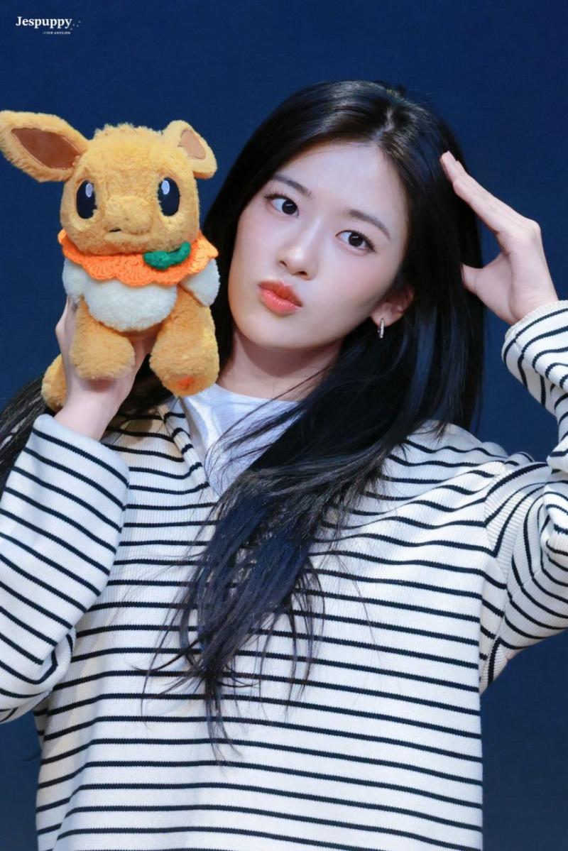 아이브 안유진