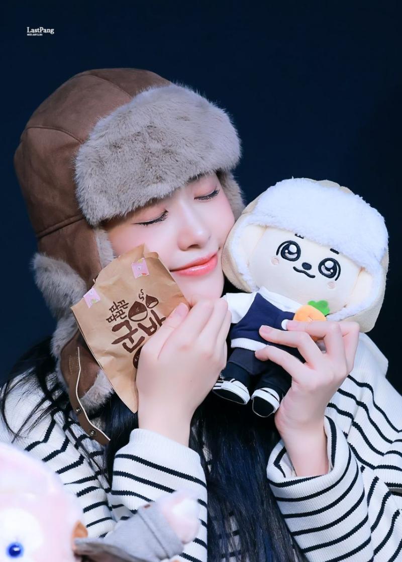 아이브 안유진