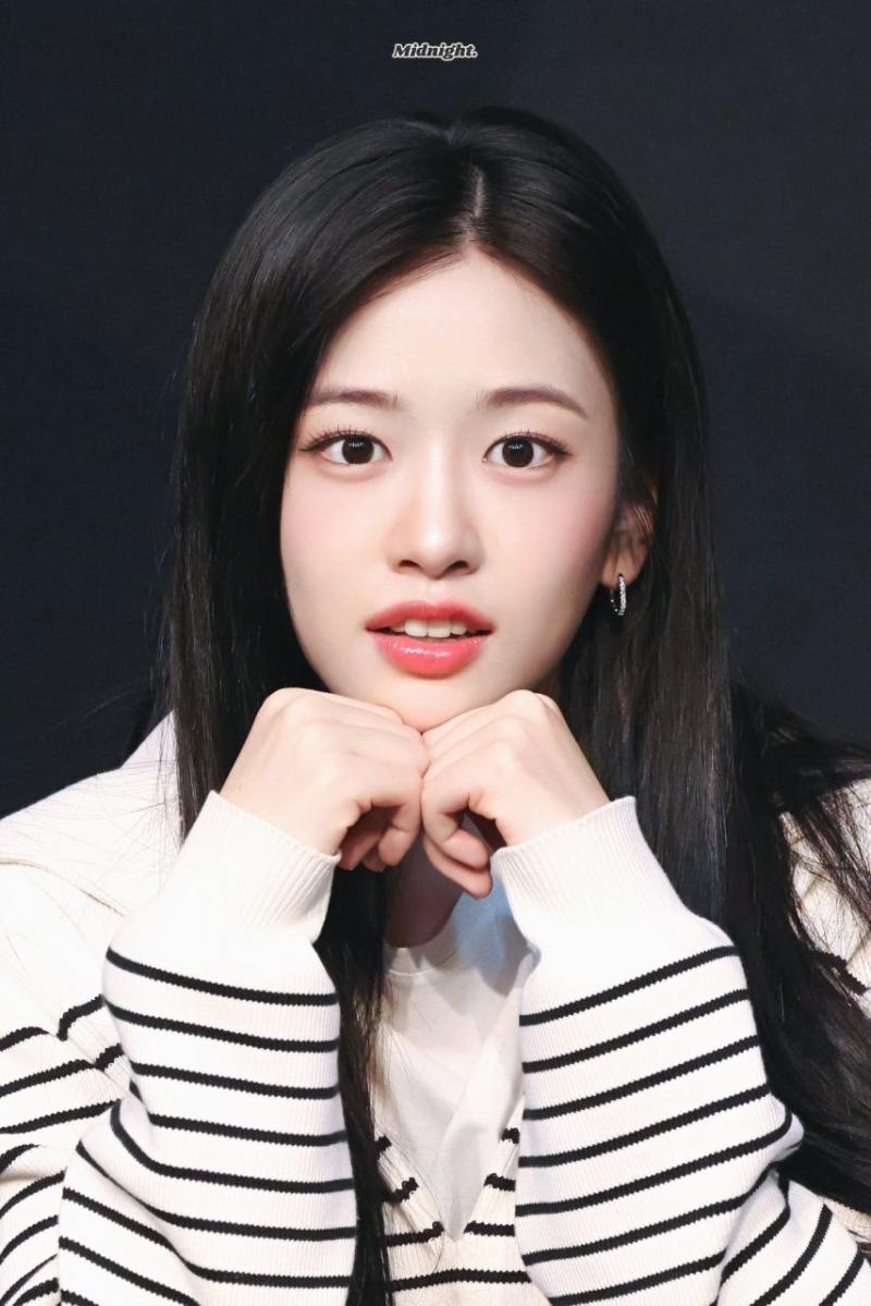 아이브 안유진