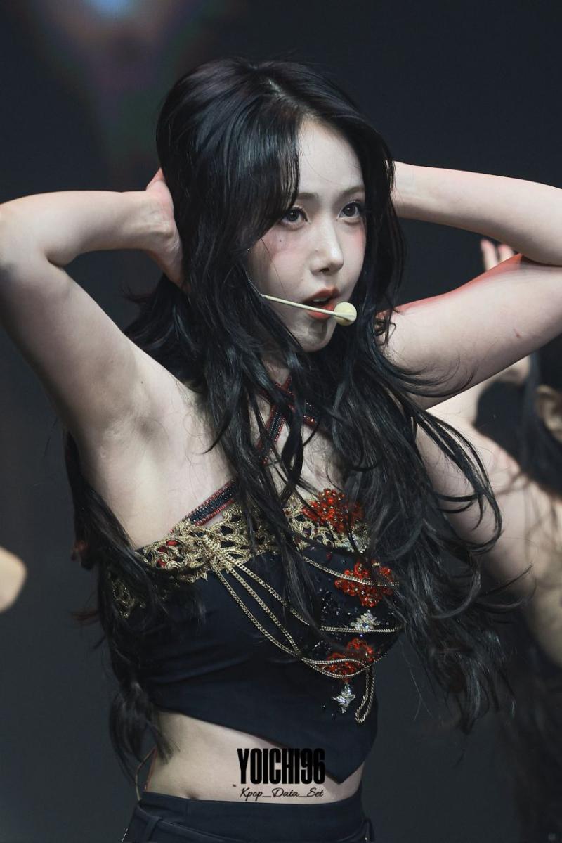 VIVIZ 신비