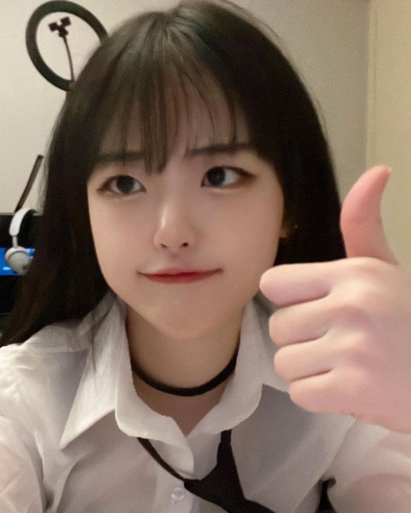 [QWER] 히나