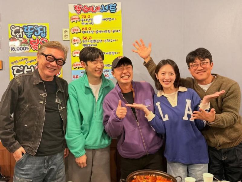 표예진 이제훈 김의성 장혁진 배유람