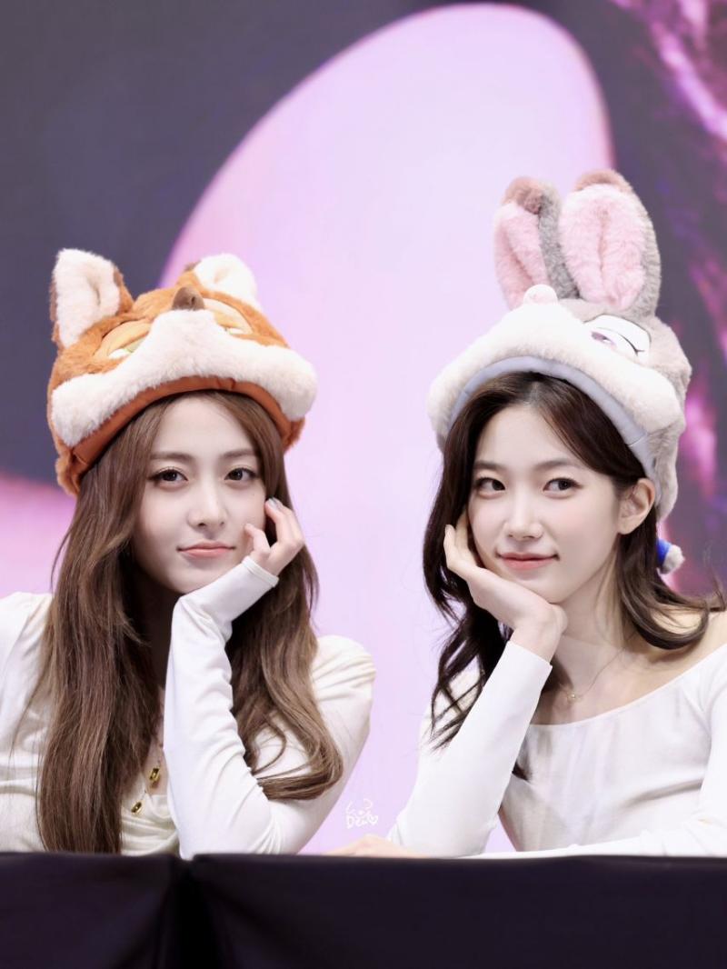 르세라핌 카즈하 허윤진