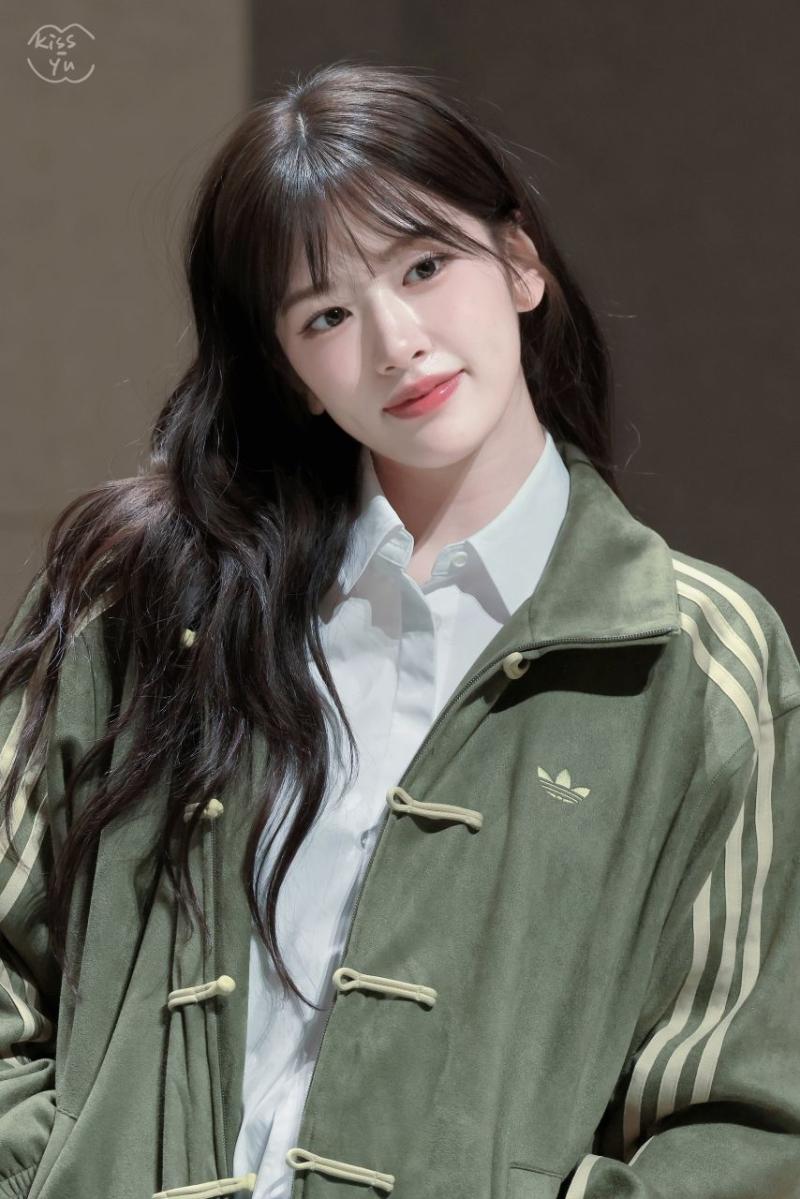 아이브 안유진