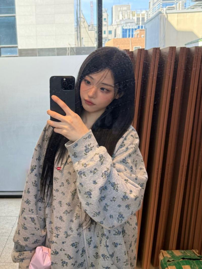 QWER 히나