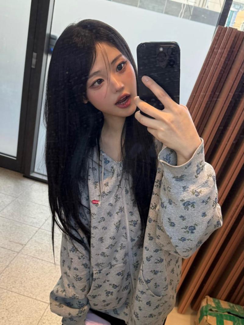QWER 히나