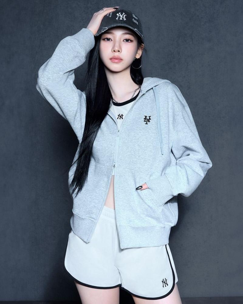 에스파 카리나 MLB
