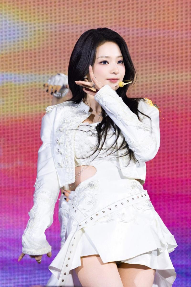 프로미스나인 이나경