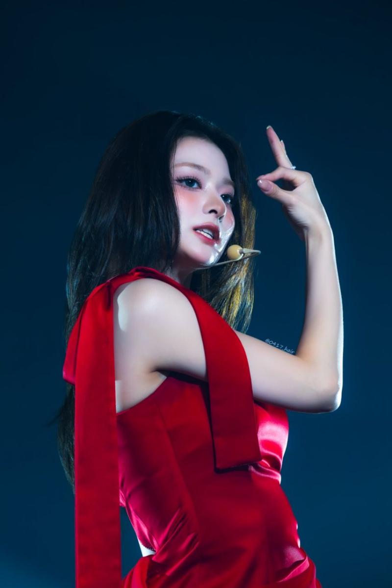 프로미스나인 이나경