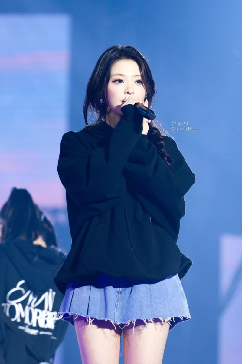 프로미스나인 이나경