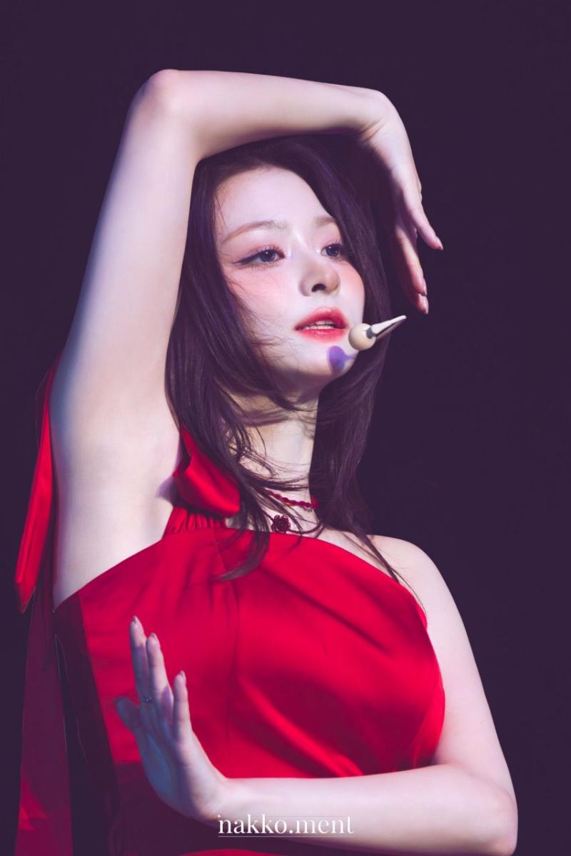 프로미스나인 이나경