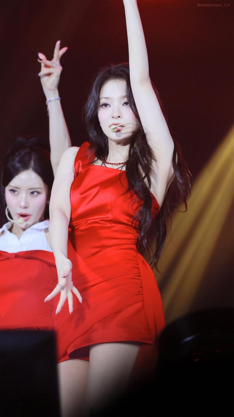 프로미스나인 이나경