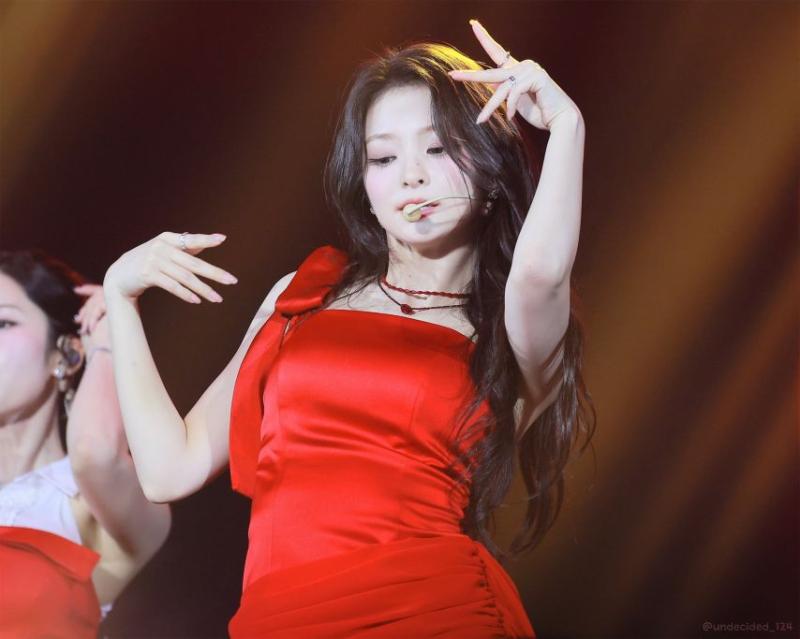 프로미스나인 이나경