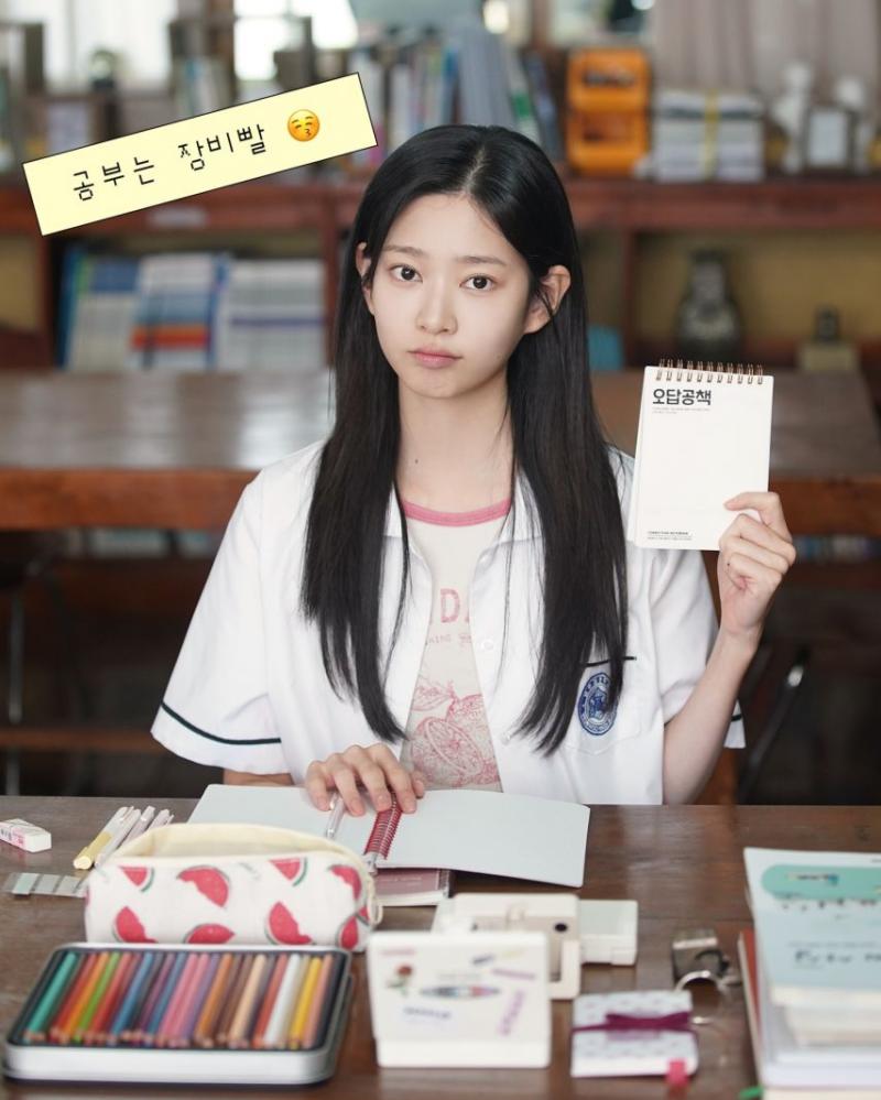 김민주