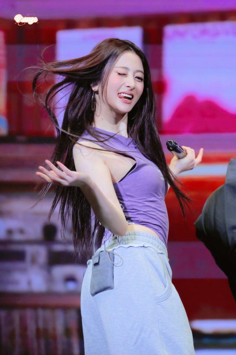 르세라핌 허윤진