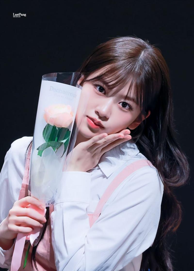아이브 안유진