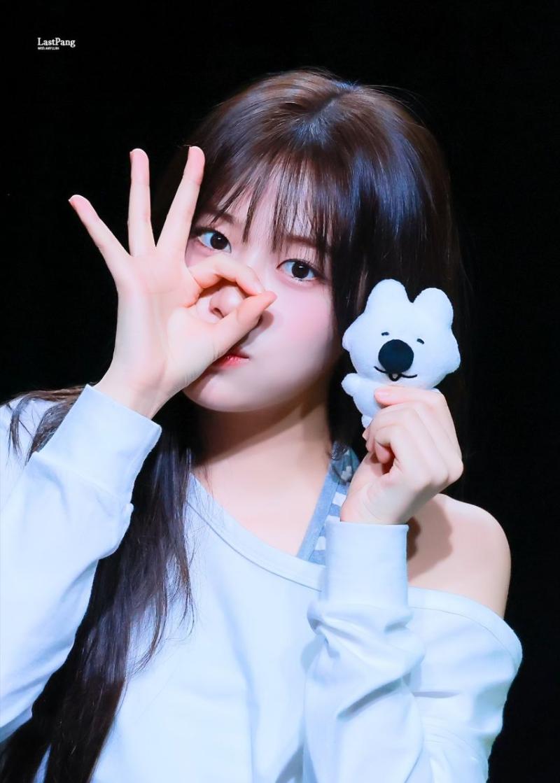 아이브 안유진