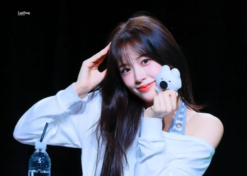 아이브 안유진