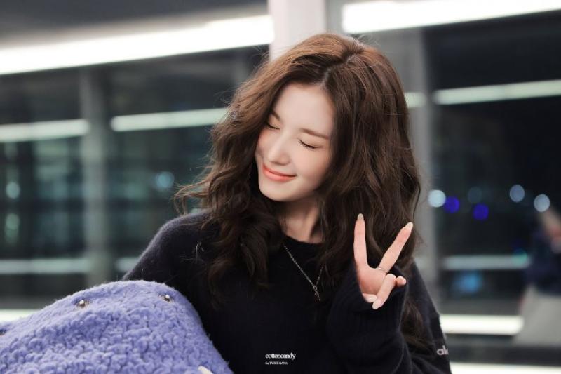 트와이스 사나