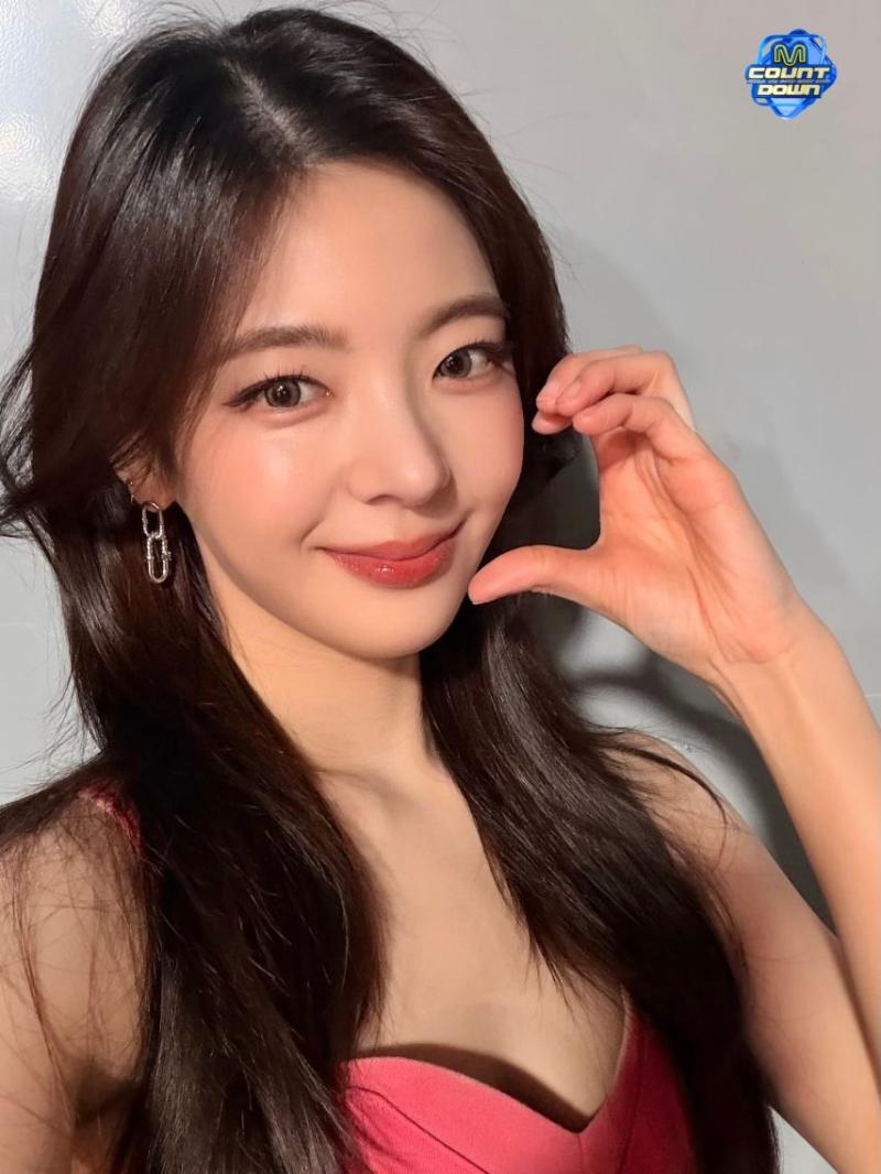 ITZY / 류진
