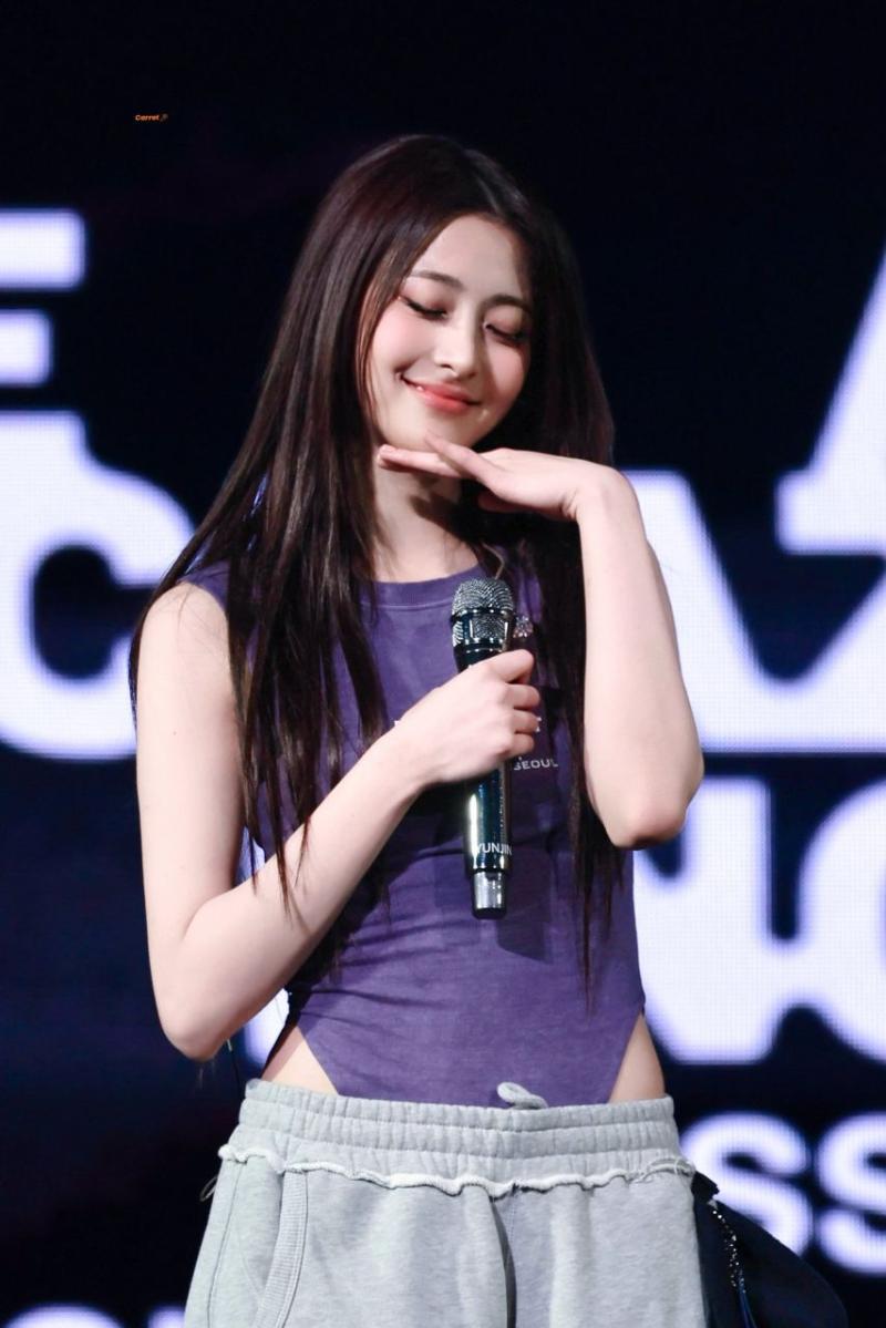 르세라핌 허윤진